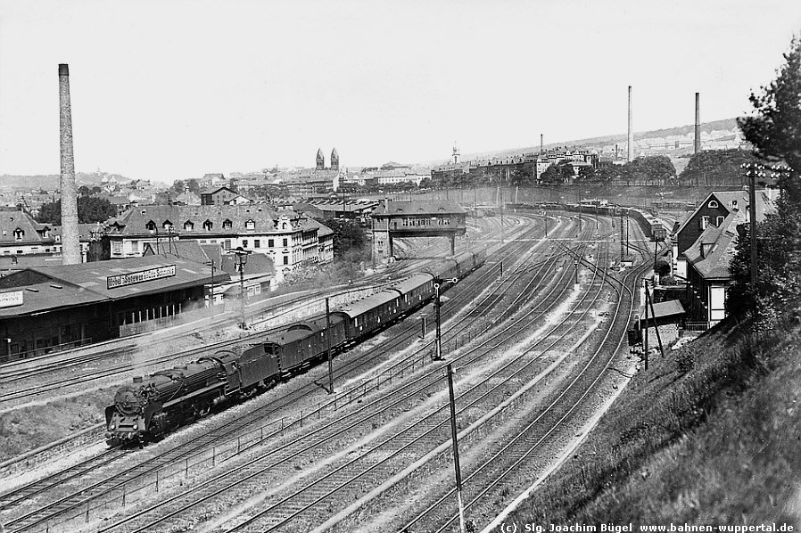 (c)  Slg. Joachim Bgel  www.bahnen-wuppertal.de