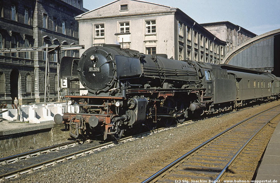 (c) Slg. Joachim Bgel   www.bahnen-wuppertal.de