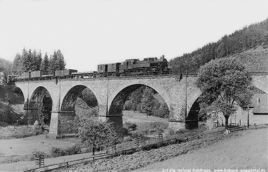 (c) Slg. Helmut Dahlhaus   www.bahnen-wuppertal.de