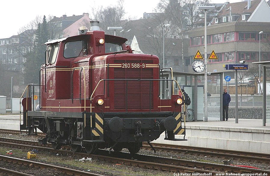 (c) Peter Hlterhoff   www.bahnen-wuppertal.de