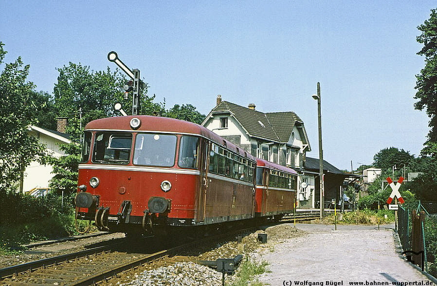 (c) Wolfgang Bgel   www.bahnen-wuppertal.de