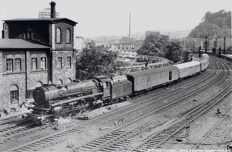 (c) Wilfried Harder   www.bahnen-wuppertal.de