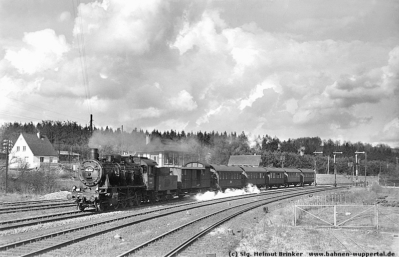 (c) Sammlung H.Brinker   www.bahnen-wuppertal.de