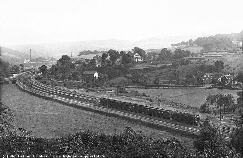 (c) Slg. Helmut Brinker    www.bahnen-wuppertal.de