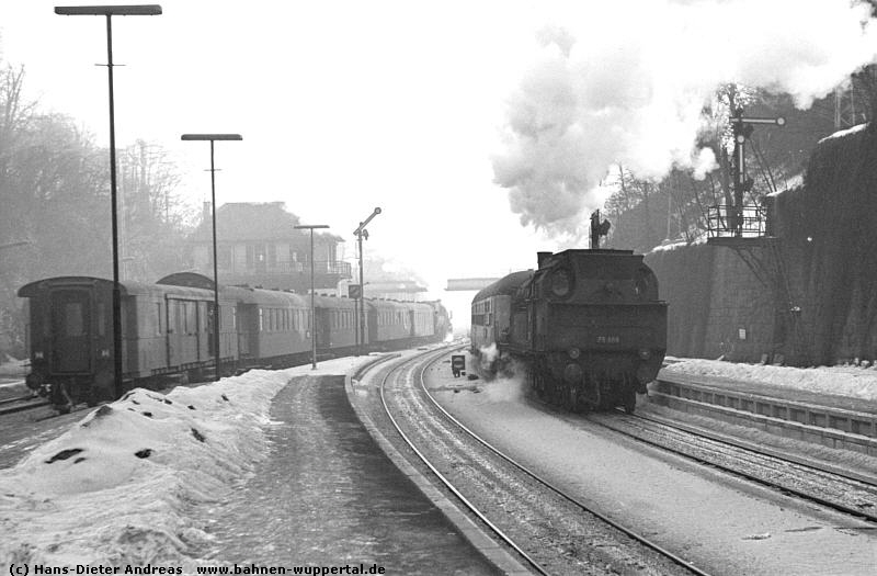 (c) Hans-Dieter Andreas   www.bahnen-wuppertal.de