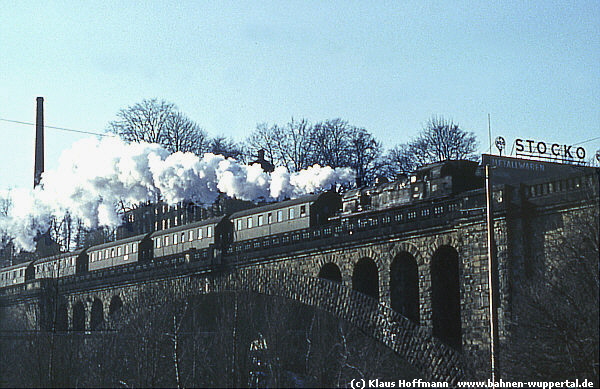 (c) Klaus Hoffmann   www.bahnen-wuppertal.de