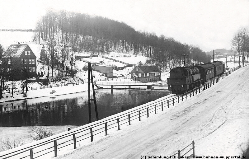 (c) Sammlung H.Brinker   www.bahnen-wuppertal.de