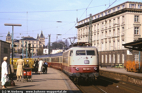(c) W.Sieberg   www.bahnen-wuppertal.de