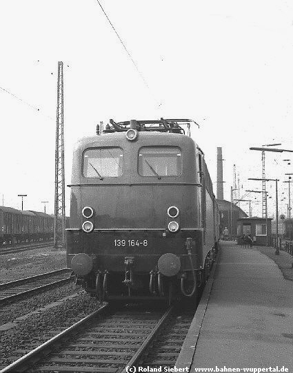 (c) Roland Siebert   www.bahnen-wuppertal.de