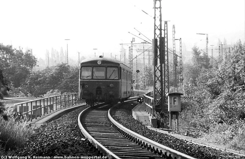 (c) Wolfgang R. Reimann   www.bahnen-wuppertal.de