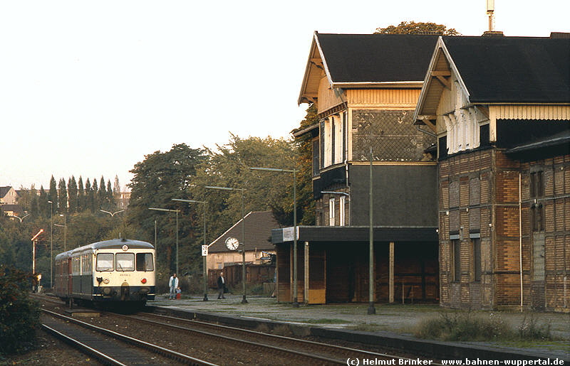 (c) Helmut Brinker   www.bahnen-wuppertal.de