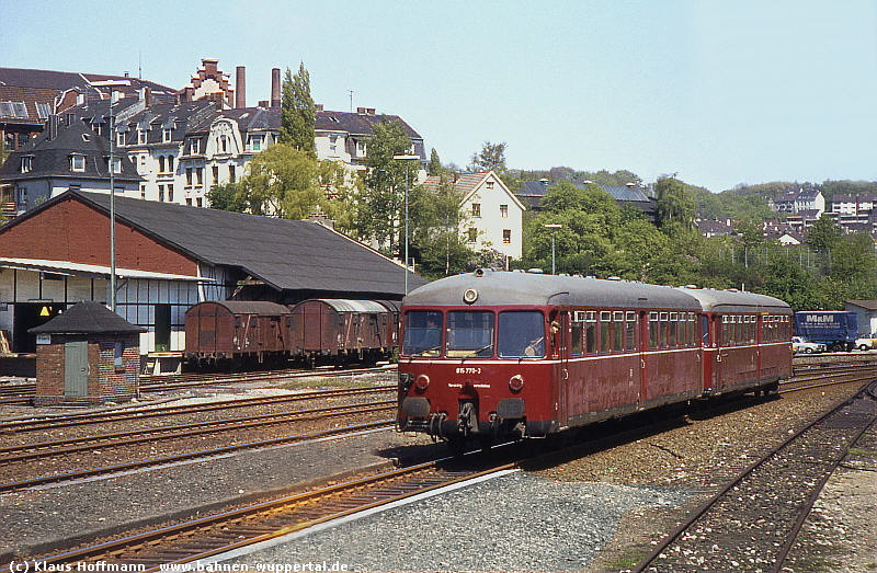 (c) Klaus Hoffmann   www.bahnen-wuppertal.de