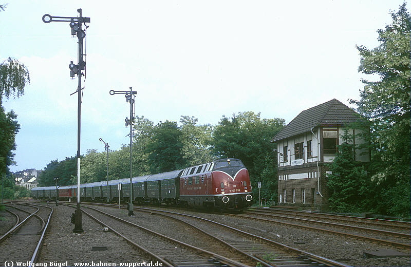 (c) Wolfgang Bgel   www.bahnen-wuppertal.de