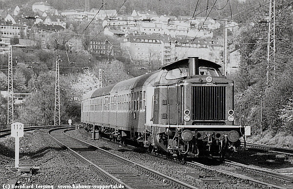 (c) Bernhard Terjung   www.bahnen-wuppertal.de