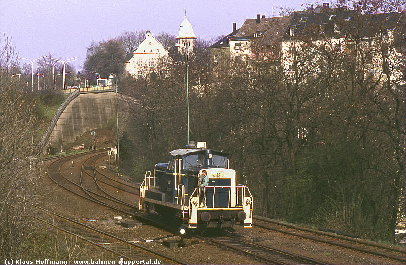 (c) Klaus Hoffmann   www.bahnen-wuppertal.de