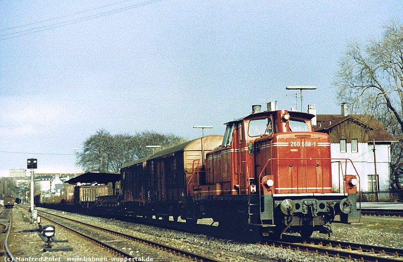 (c) Manfred Polei   www.bahnen-wuppertal.de