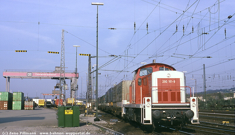 (c) Zeno Pillmann   www.bahnen-wuppertal.de