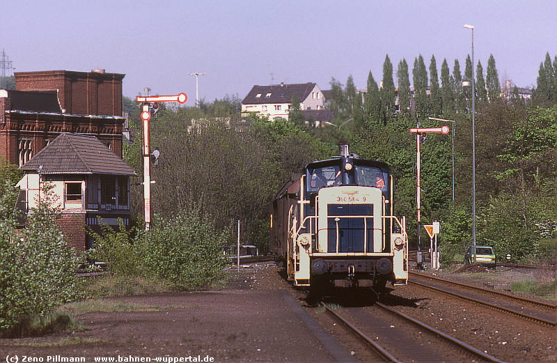 (c) Zeno Pillmann   www.bahnen-wuppertal.de