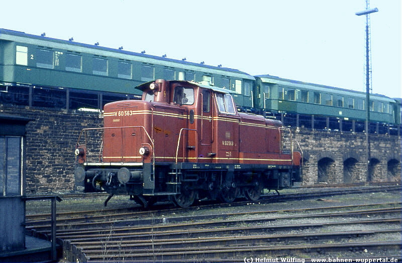 (c) Helmut Wlfing   www.bahnen-wuppertal.de