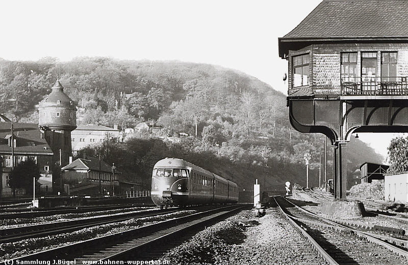 (c) Sammlung J.Bgel   www.bahnen-wuppertal.de