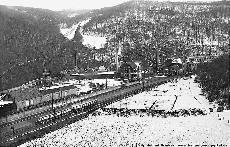 (c) Slg. Helmut Brinker   www.bahnen-wuppertal.de