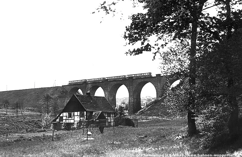 (c) Sammlung H.Brinker   www.bahnen-wuppertal.de