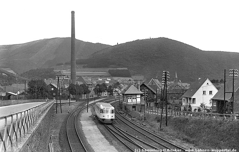 (c) Sammlung H.Brinker   www.bahnen-wuppertal.de
