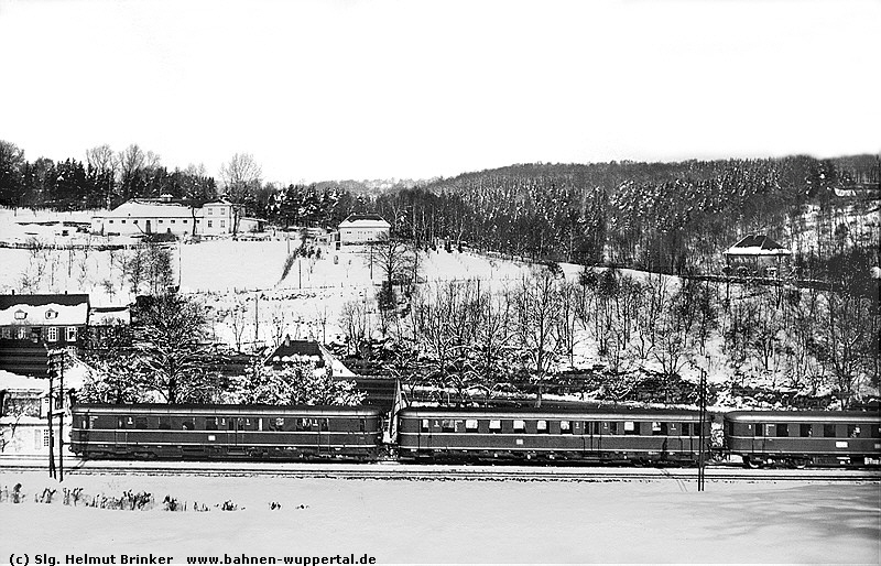 (c) Slg. Helmut Brinker   www.bahnen-wuppertal.de