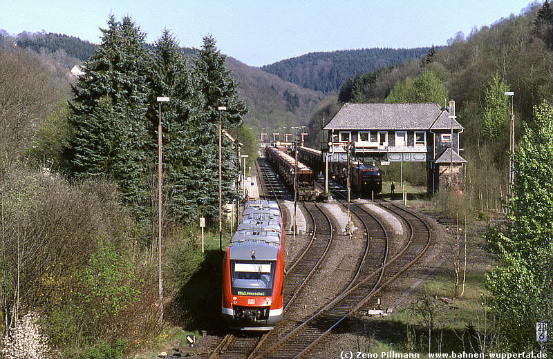 (c) Zeno Pillmann   www.bahnen-wuppertal.de