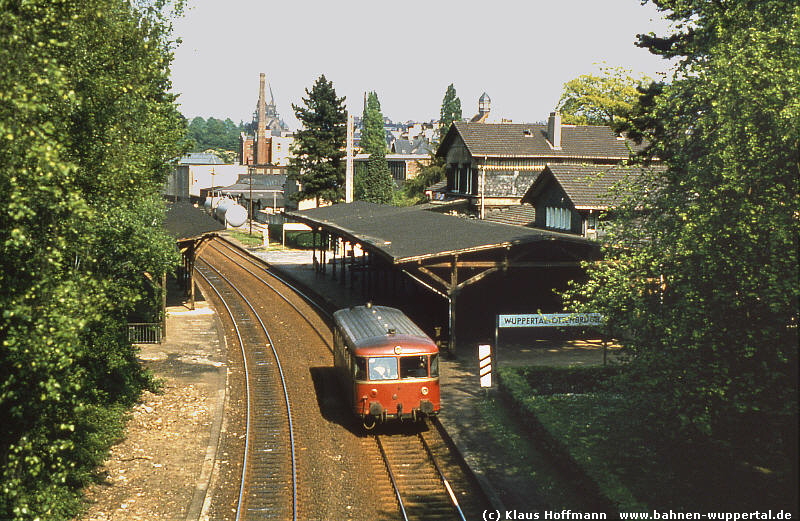 (c) Klaus Hoffmann   www.bahnen-wuppertal.de