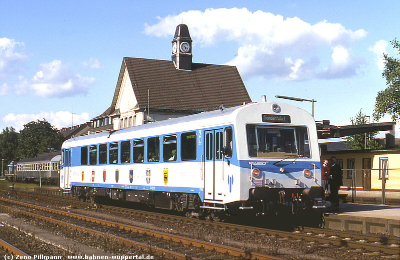 (c) Zeno Pillmann   www.bahnen-wuppertal.de