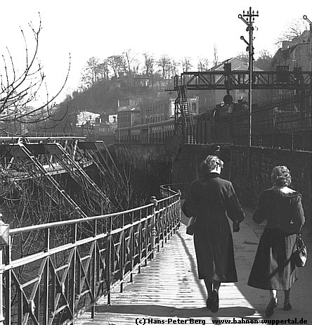 (c) Hans-Peter Berg   www.bahnen-wuppertal.de