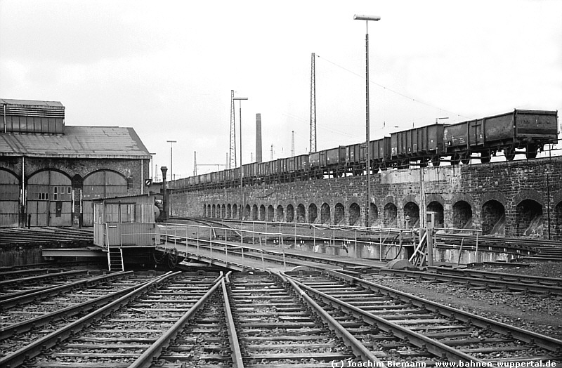 (c) Joachim Biemann   www.bahnen-wuppertal.de