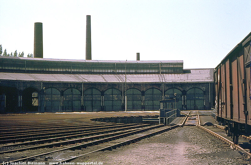 (c) Joachim Biemann   www.bahnen-wuppertal.de