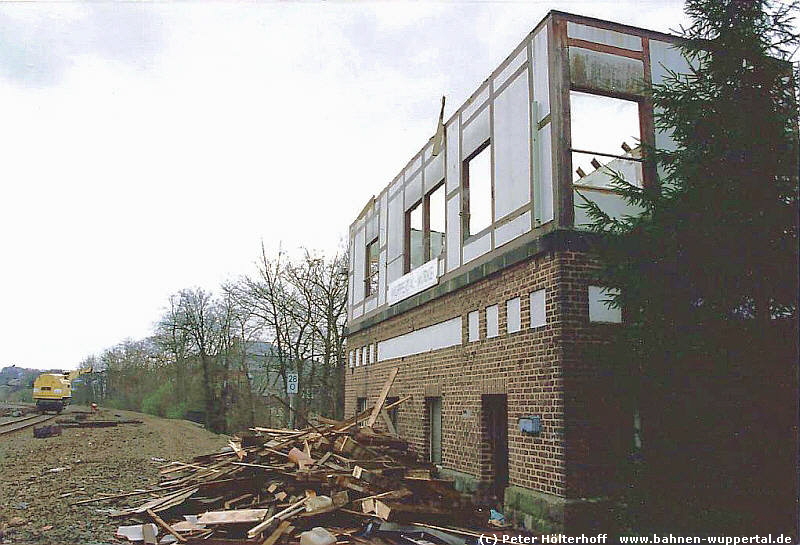 (c) Peter Hlterhoff   www.bahnen-wuppertal.de