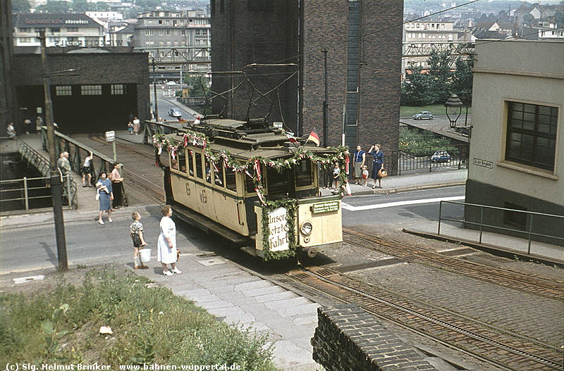 (c) Slg. Helmut Brinker   www.bahnen-wuppertal.de
