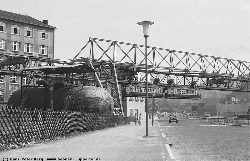 (c) Hans-Peter Berg   www.bahnen-wuppertal.de