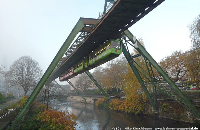 (c) Jan Niko Kirschbaum   www.bahnen-wuppertal.de