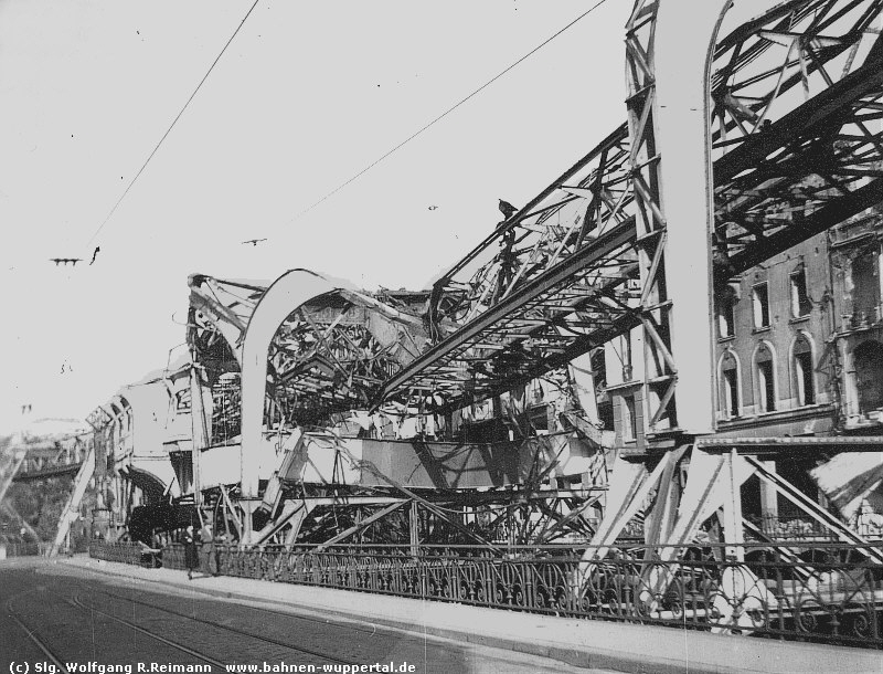 (c) Slg. Wolfgang R.Reimann   www.bahnen-wuppertal.de